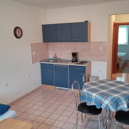 Apartments Bellus Mare 木洛希尼 外观 照片