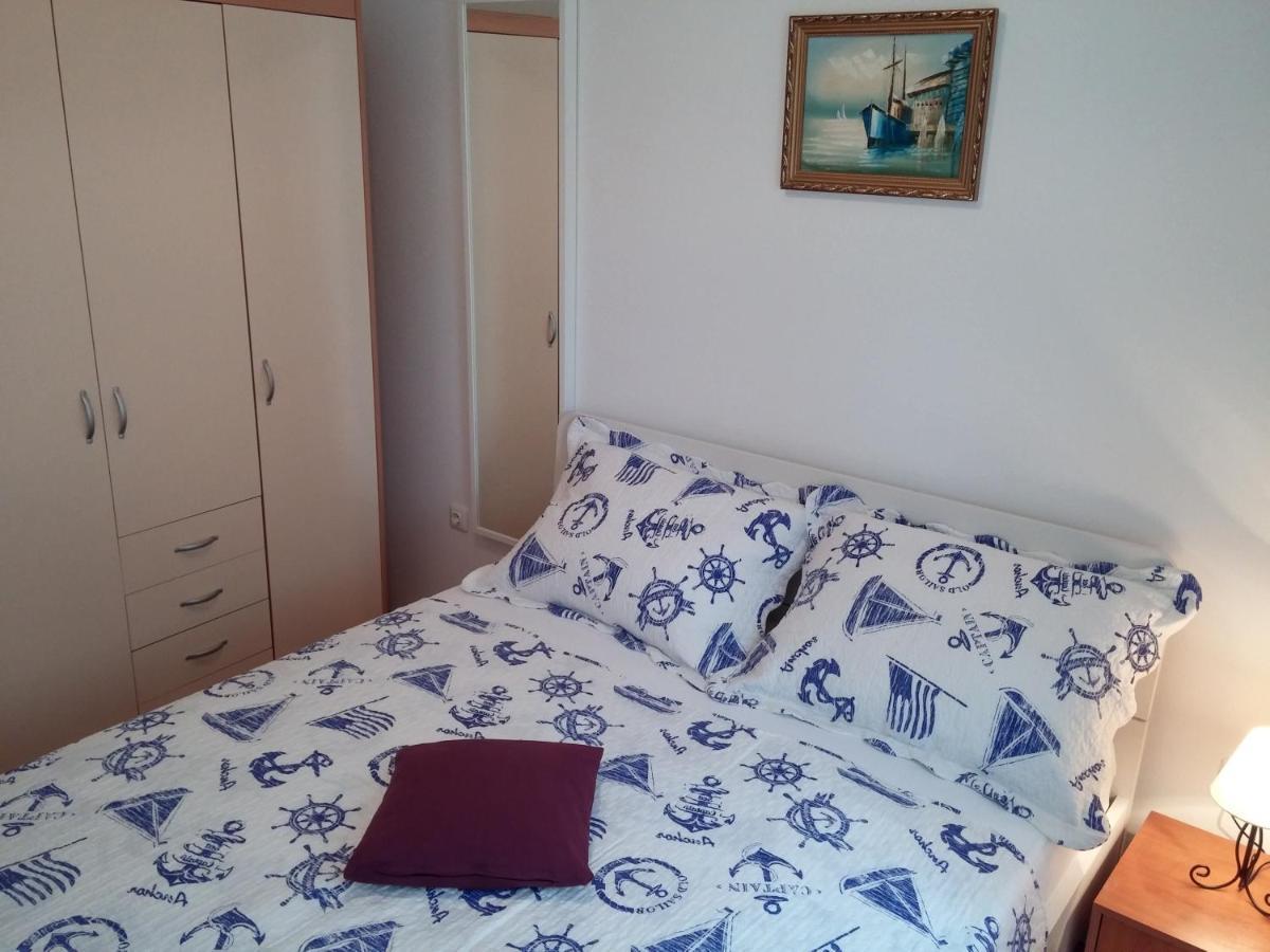 Apartments Bellus Mare 木洛希尼 外观 照片