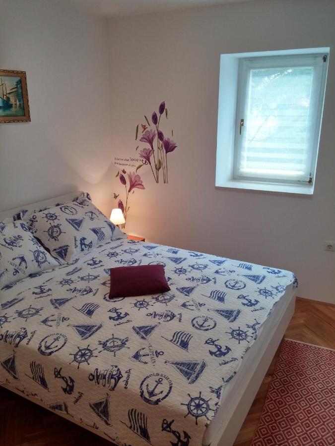 Apartments Bellus Mare 木洛希尼 外观 照片
