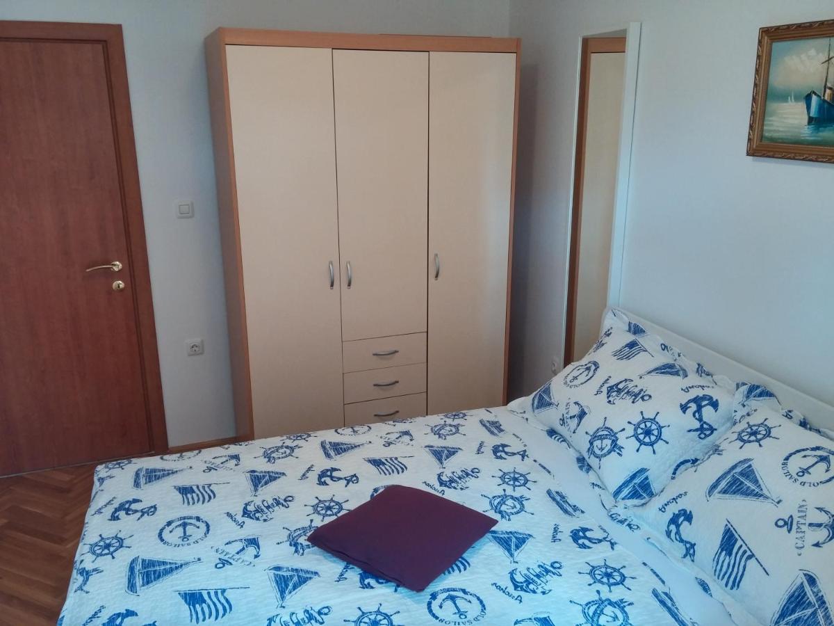 Apartments Bellus Mare 木洛希尼 外观 照片