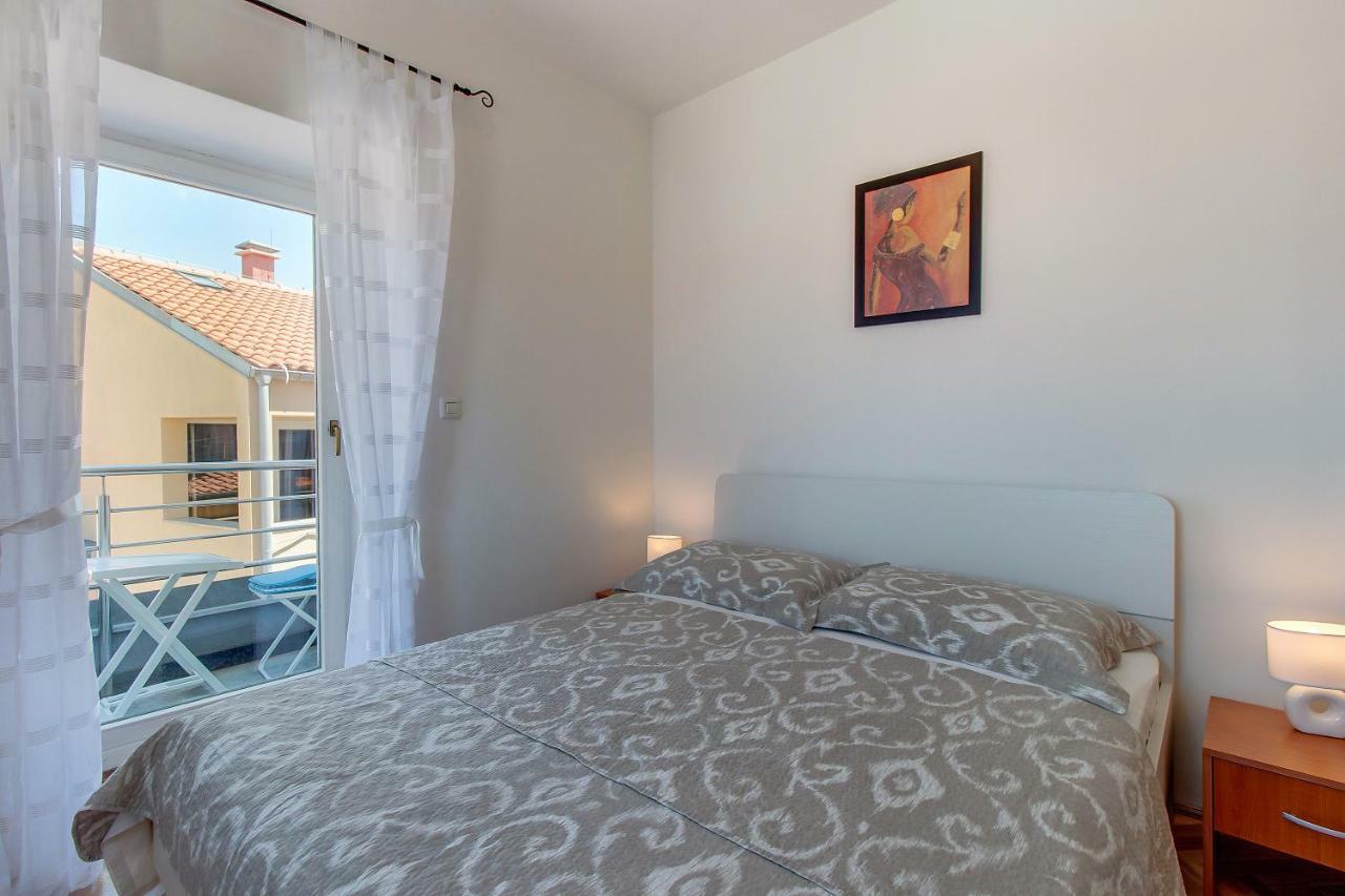 Apartments Bellus Mare 木洛希尼 外观 照片